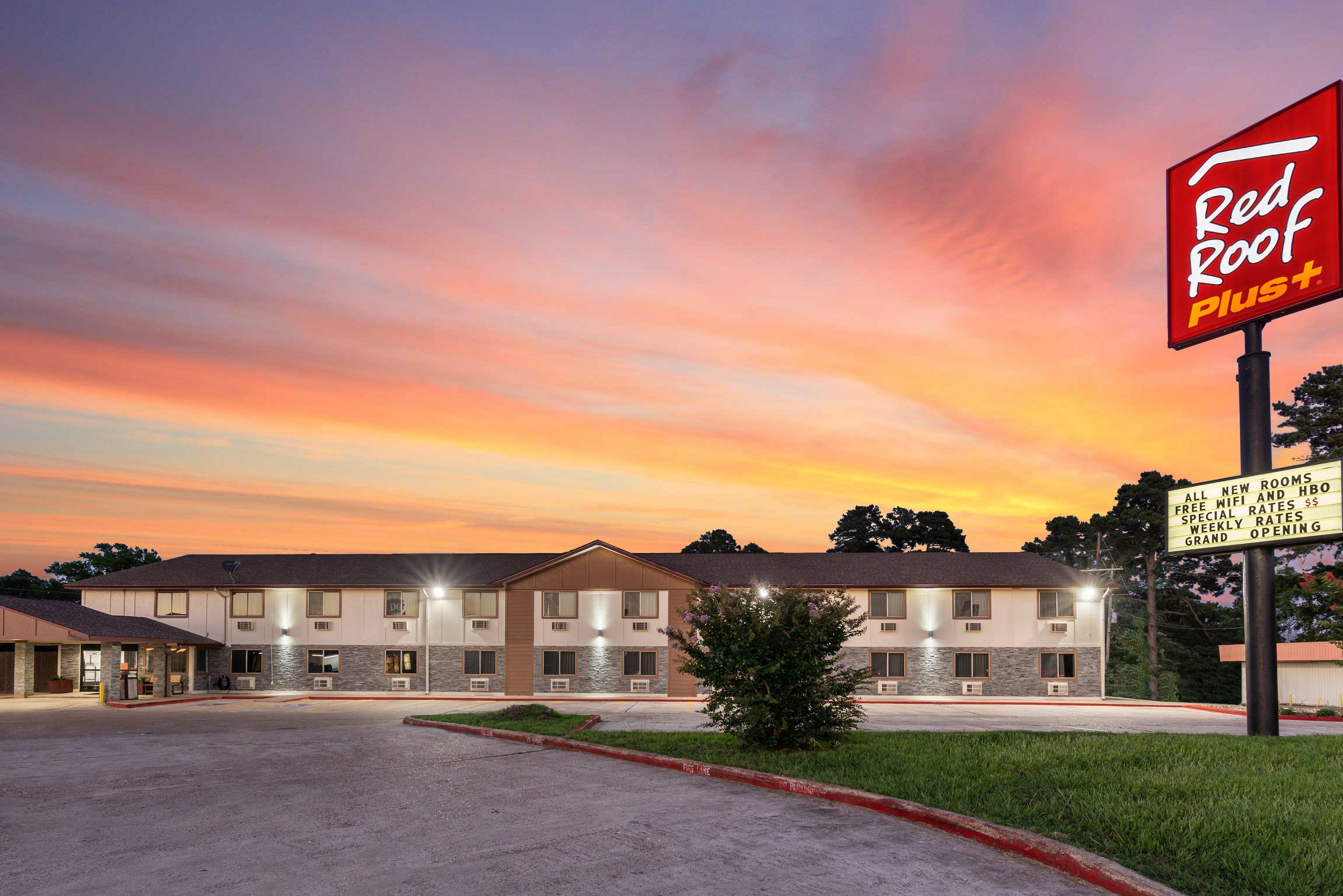 Red Roof Inn Plus+ Huntsville Exterior foto