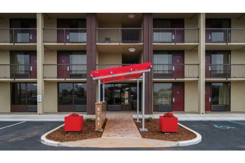 Red Roof Inn Plus+ Huntsville Exterior foto